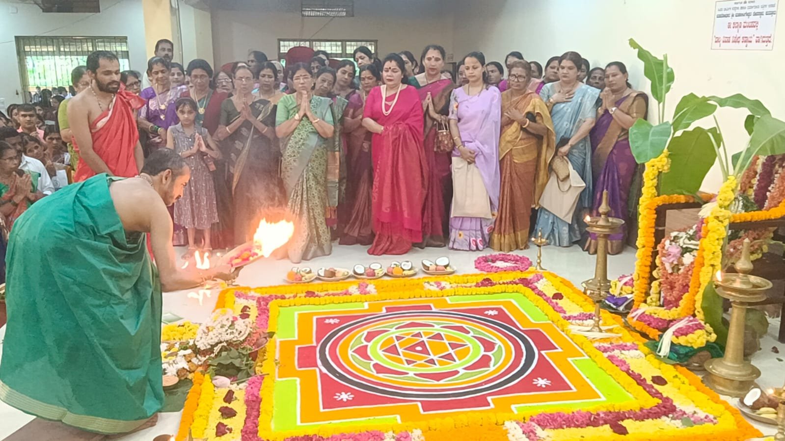 ಪುತ್ತೂರಿನಲ್ಲಿ ಶ್ರದ್ಧಾ ಭಕ್ತಿಯಿಂದ ನಡೆದ 19ನೇ ವರ್ಷದ ಸಾರ್ವಜನಿಕ “ಶ್ರೀ ವರಮಹಾಲಕ್ಷ್ಮೀ ಪೂಜೆ”