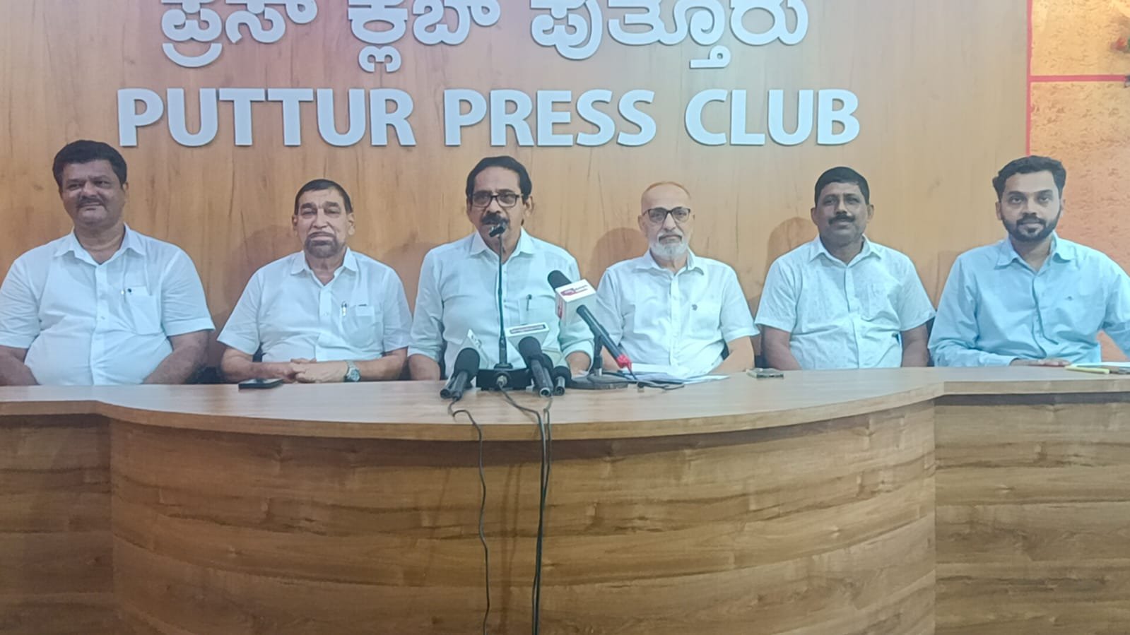 ಪುತ್ತೂರು: ಗುಡ್ಡದಲ್ಲಿ ನಿರ್ಮಾಣಗೊಂಡಿರುವ ಸೇವಾ ಕೇಂದ್ರದ ಕಟ್ಟಡದ ಕುರಿತು ಪತ್ರಿಕಾಗೋಷ್ಠಿ