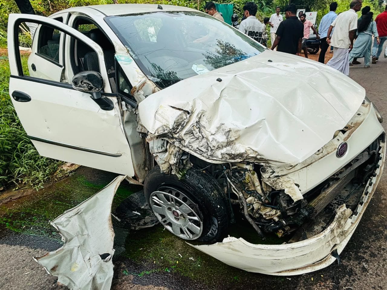 ಪುತ್ತೂರು: ಸಂಟ್ಯಾ‌ರ್ ಬಳಿ ಭೀಕರ ಅಪಘಾತ- ಗಾಯಾಳು ಆಸ್ಪತ್ರೆಗೆ ದಾಖಲು